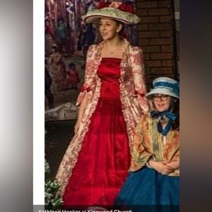 Women’s Renaissance Vintage Ball Gown - perfect for a Christmas play